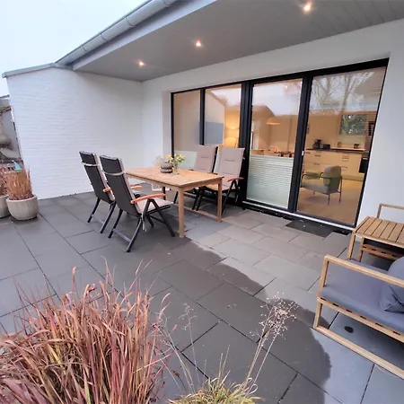 Strandmuschel * Büsumer Deichhausen